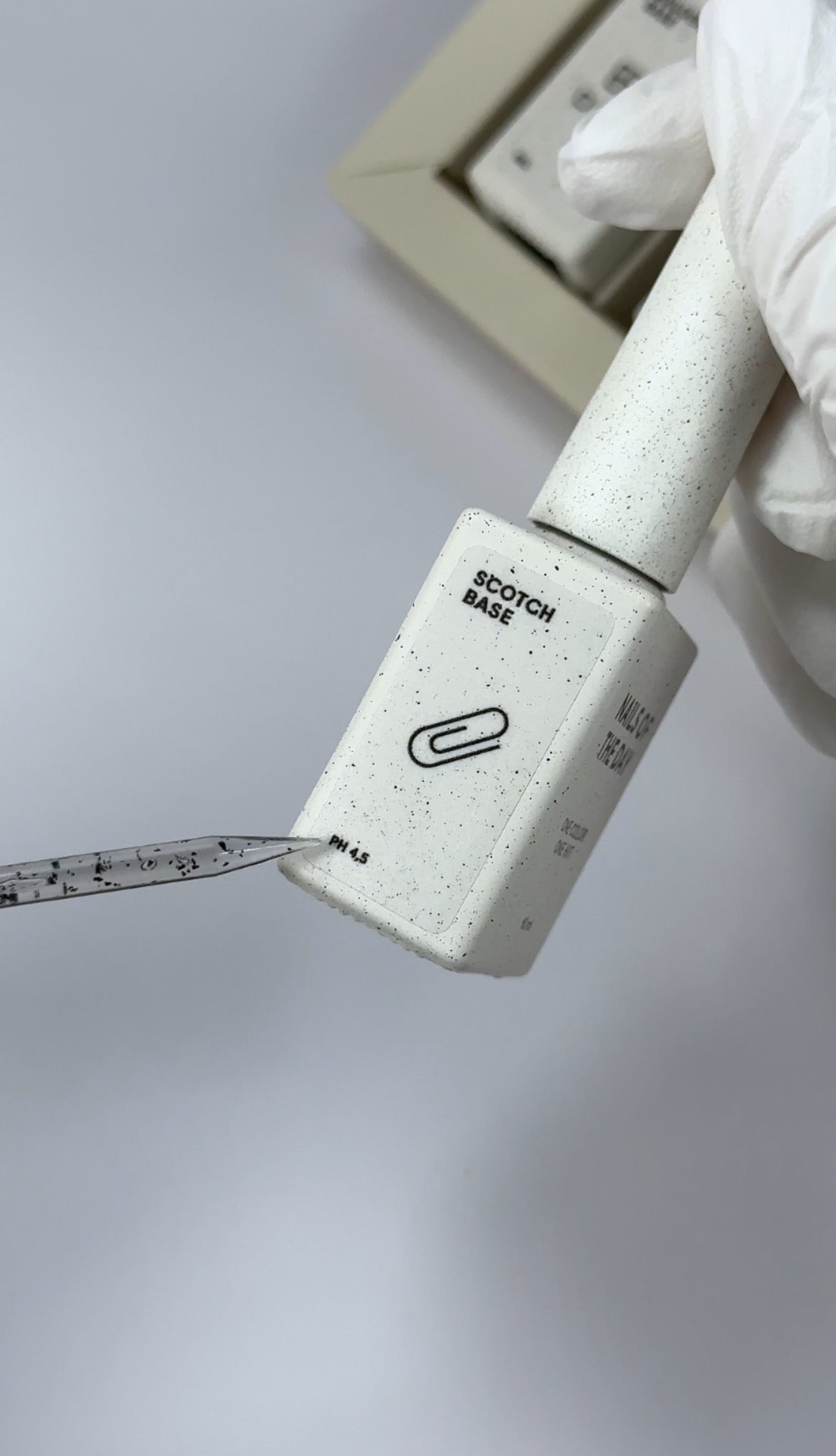 NAILS OF THE DAY SCOTCH BASE